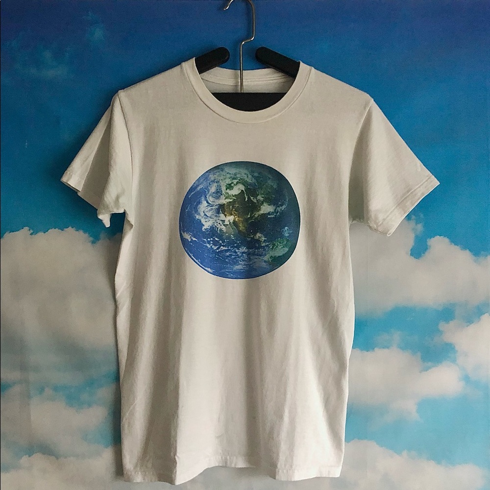* sold* EARTH T-SHIRT
